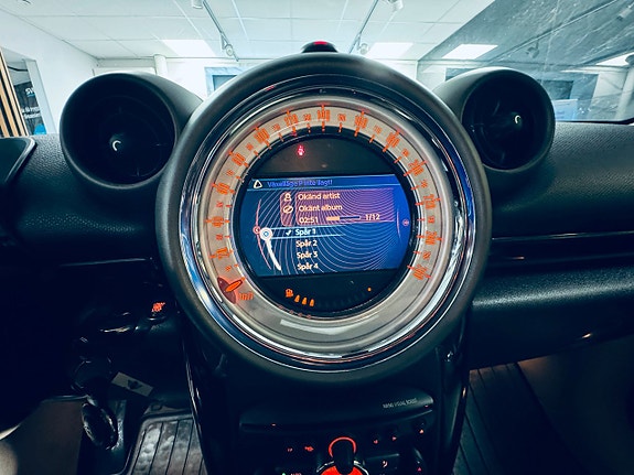 MINI Countryman Cooper 15 of 21
