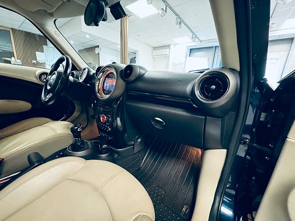 MINI Countryman Cooper 13 of 21