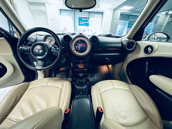 MINI Countryman Cooper 11 of 21