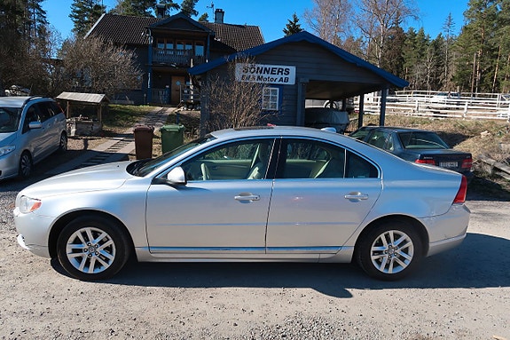 Volvo S80