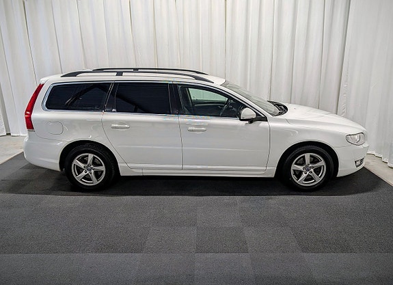 Volvo V70 5 of 11