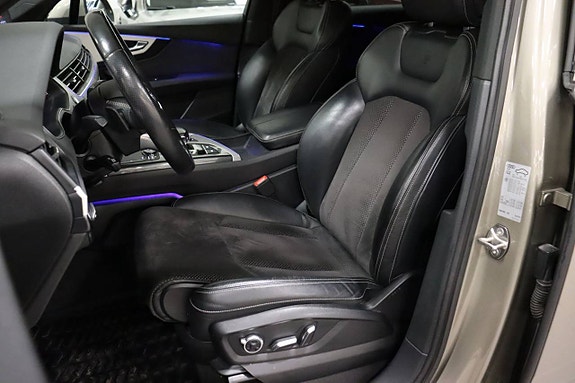 Audi Q7 7 of 26