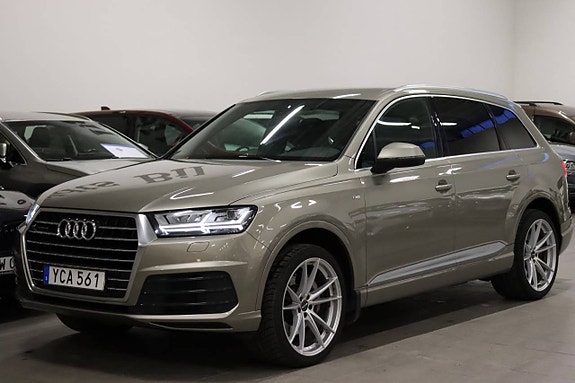 Audi Q7 3 of 5