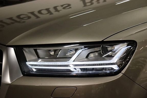 Audi Q7 20 of 26