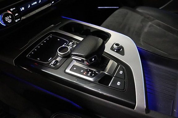 Audi Q7 14 of 26
