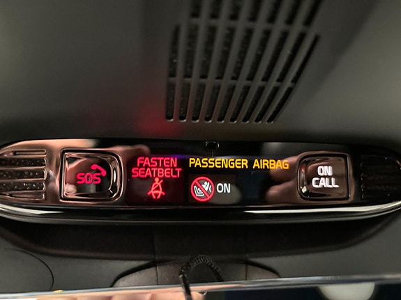 Volvo XC90 24 of 30