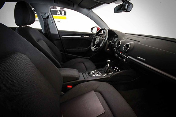 Audi A3 3 of 5