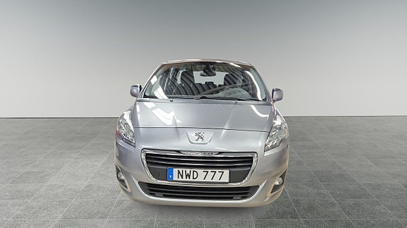 Peugeot 5008 3 of 5