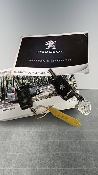 Peugeot 5008 16 of 17
