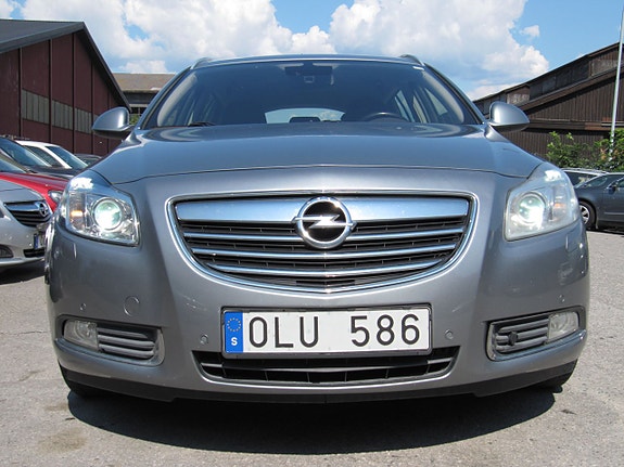 Opel Insignia 4 of 5