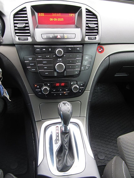 Opel Insignia 13 of 22