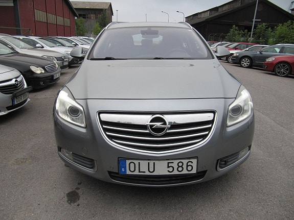 Opel Insignia 3 of 5