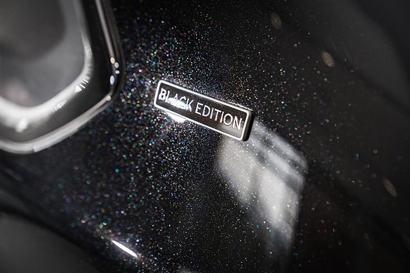 Bentley Bentayga 10 of 27