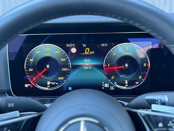 Mercedes-Benz E220 d 20 of 20