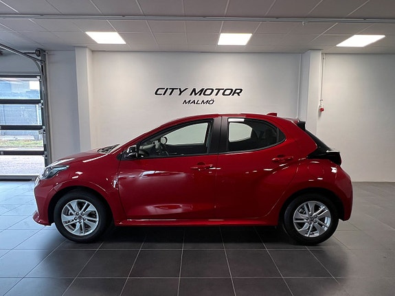 Mazda 2 3 of 7