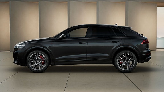 Audi Q8 3 of 11