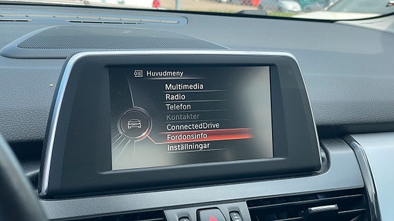 BMW 220d 16 of 26