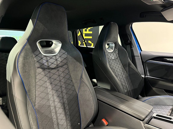 Volkswagen Passat 6 of 20
