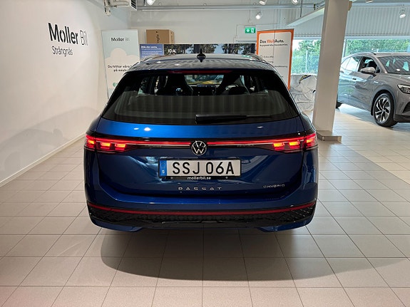 Volkswagen Passat 4 of 5