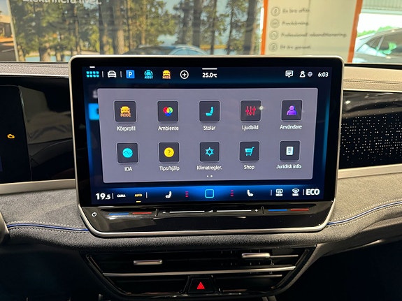 Volkswagen Passat 11 of 20