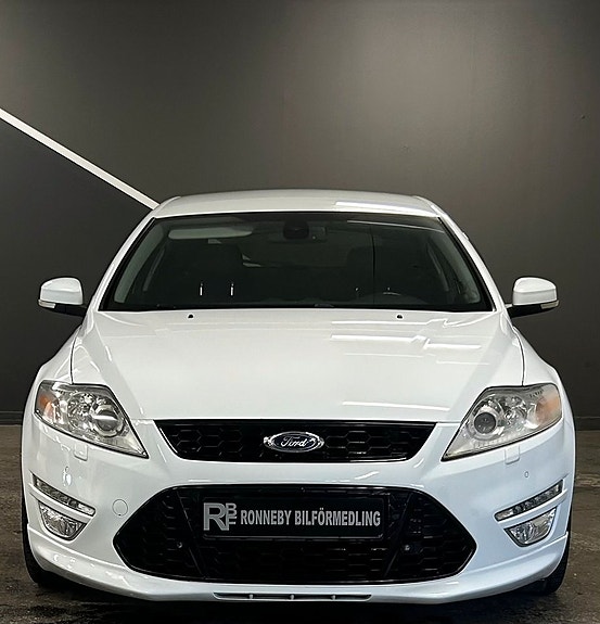 Ford Mondeo 2 of 18