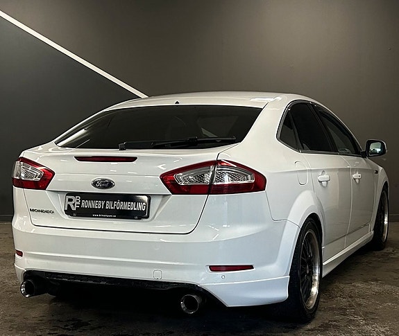 Ford Mondeo 5 of 18