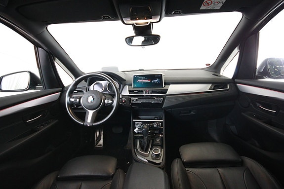 BMW 225xe 5 of 5
