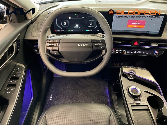 Kia EV6 8 of 16