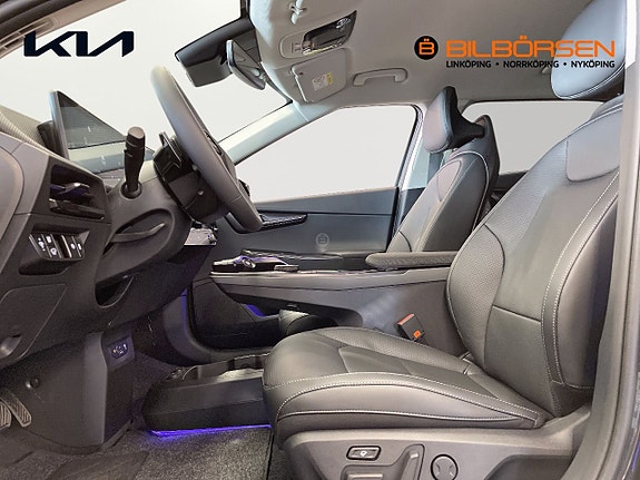 Kia EV6 9 of 16