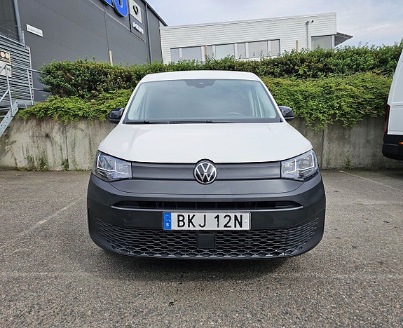 Volkswagen Caddy Maxi 3 of 5