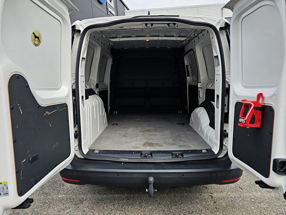 Volkswagen Caddy Maxi 8 of 16