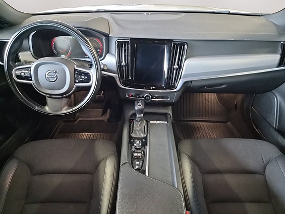 Volvo V90 13 of 19