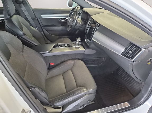 Volvo V90 11 of 19