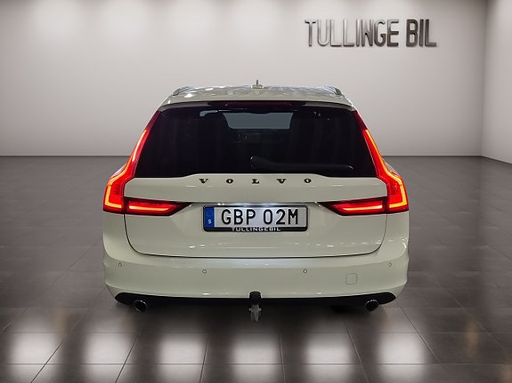 Volvo V90 4 of 19