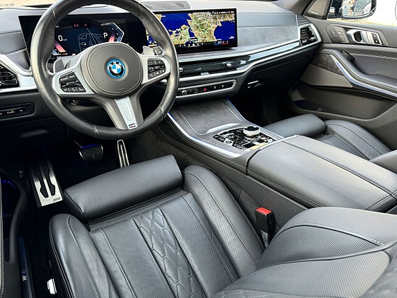 BMW X5 3 of 6