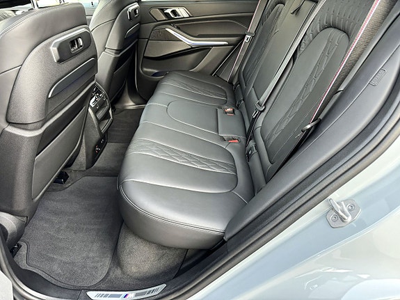 BMW X5 5 of 6