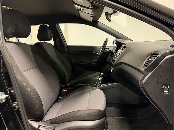 Hyundai i20 9 of 12