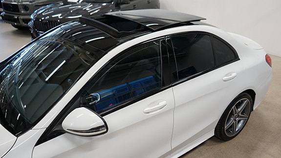 Mercedes-Benz C220 d 4 of 5