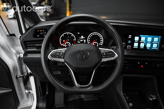 Volkswagen Caddy 18 of 27