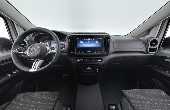 Mercedes-Benz eVito 112 9 of 23