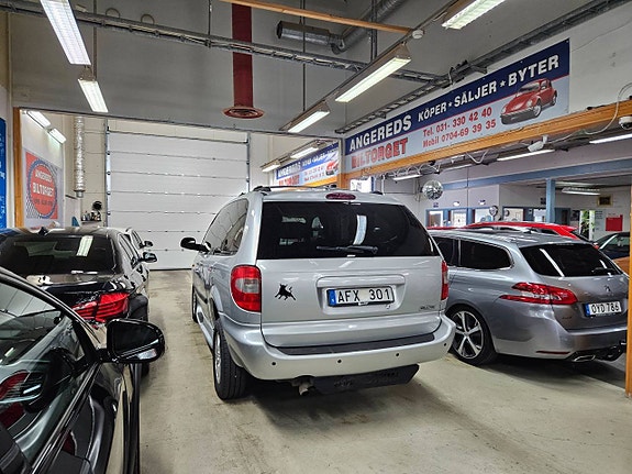 Dodge Grand Caravan 5 of 16