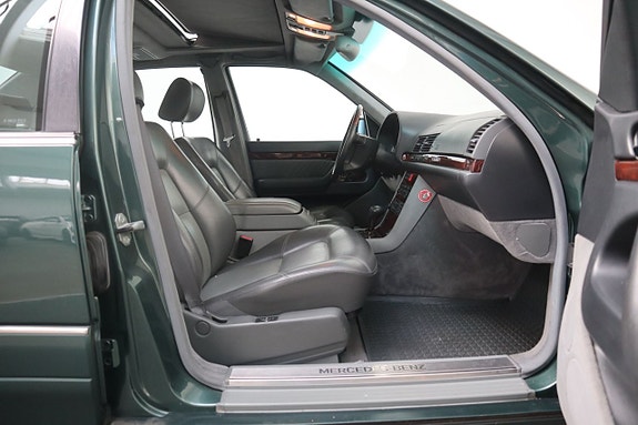 Mercedes-Benz S600 17 of 21