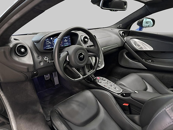 McLaren GT 11 of 30