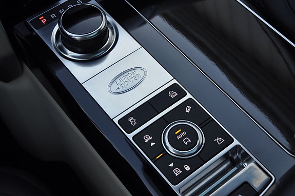 Land Rover Range Rover 15 of 25