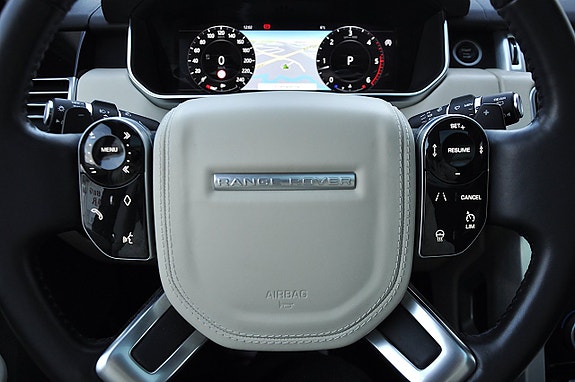 Land Rover Range Rover 8 of 25