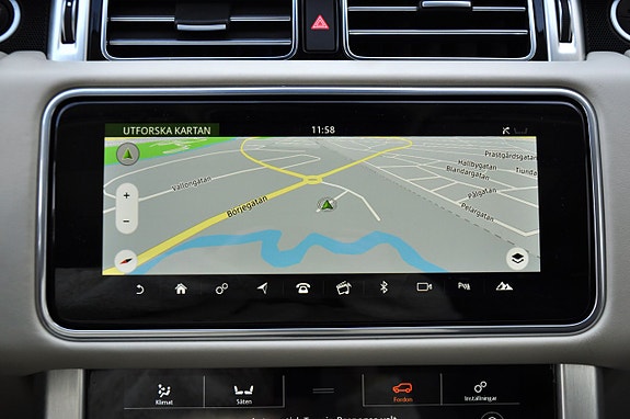 Land Rover Range Rover 11 of 25