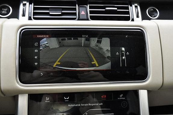 Land Rover Range Rover 10 of 25