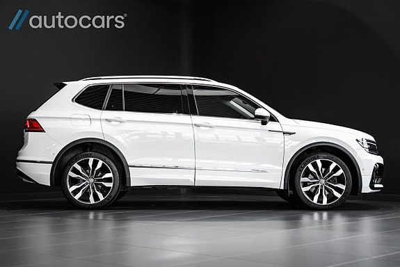 Volkswagen Tiguan Allspace 2 of 5