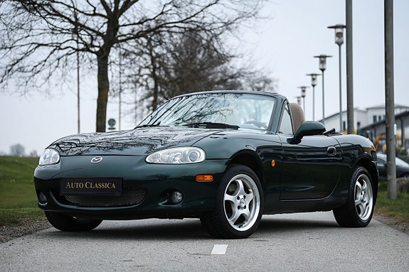 Mazda MX-5 4 of 13