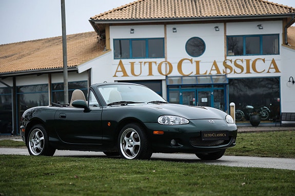 Mazda MX-5 2 of 13